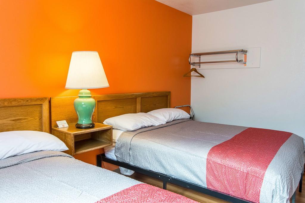 Motel 6-Madras, Or Екстер'єр фото