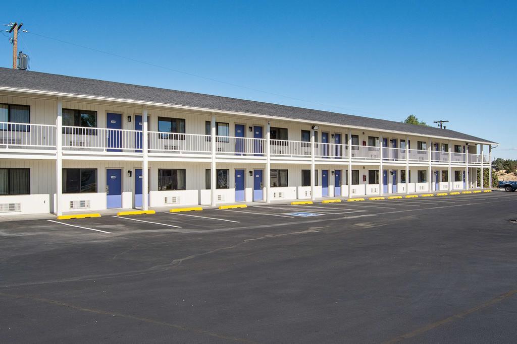 Motel 6-Madras, Or Екстер'єр фото