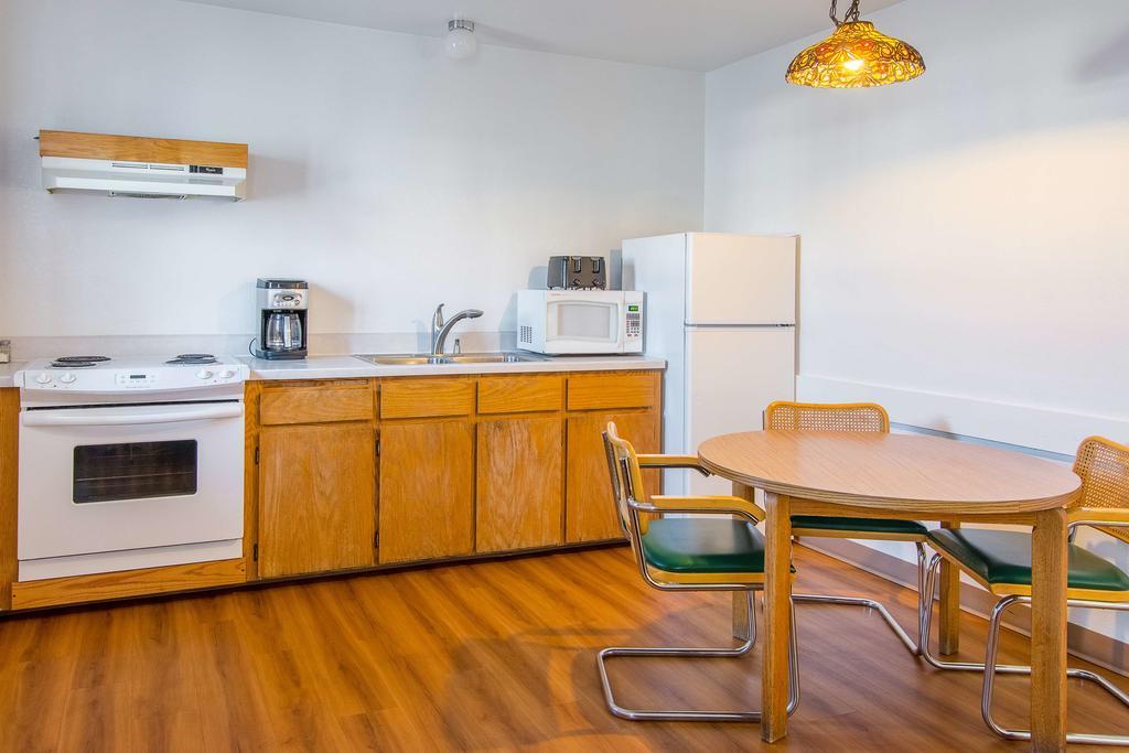 Motel 6-Madras, Or Екстер'єр фото